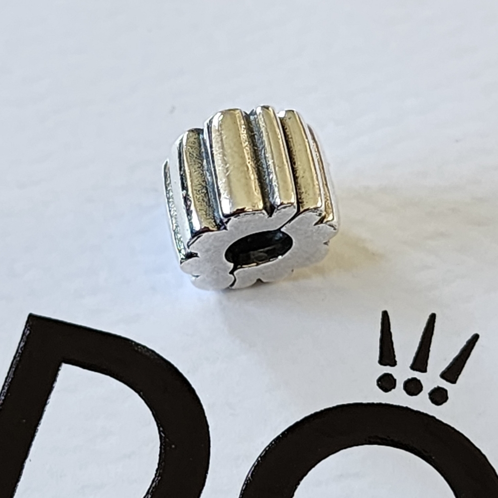 Pandora Ridges Clip Charm 925 ALE